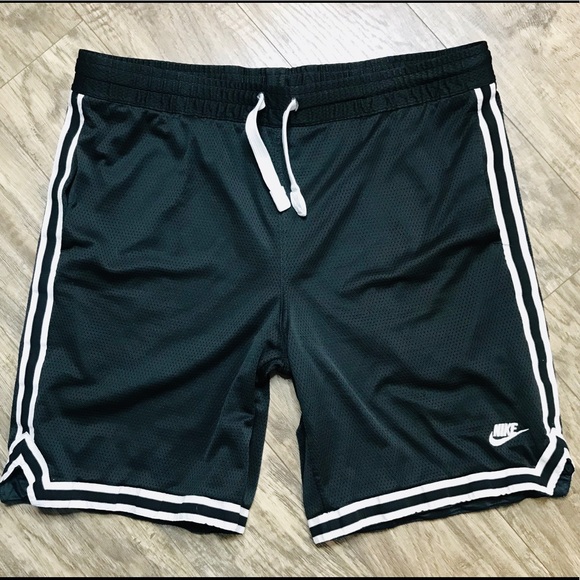 classic basketball shorts